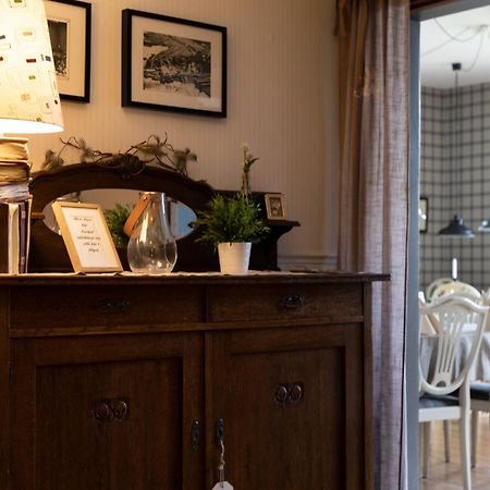 Hotell Aina Kvissleby Ngoại thất bức ảnh