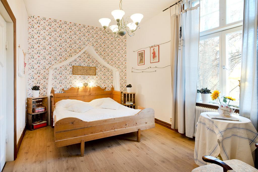 Hotell Aina Kvissleby Phòng bức ảnh