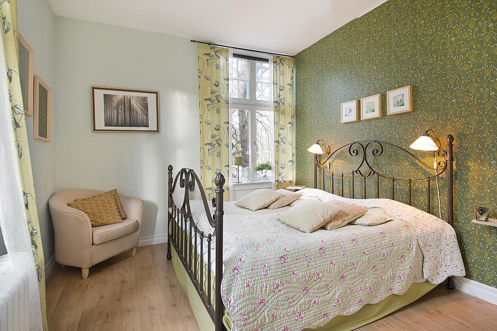Hotell Aina Kvissleby Phòng bức ảnh