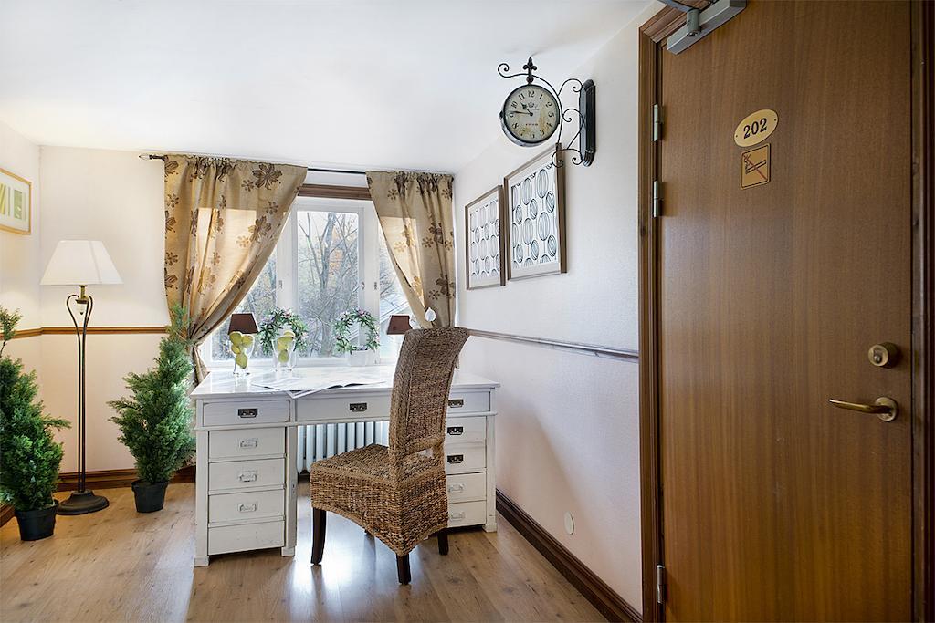 Hotell Aina Kvissleby Ngoại thất bức ảnh